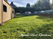 Maison récente de plain-pied à personnaliser – Saint-Hernin