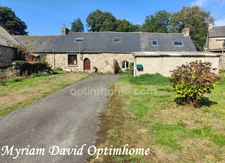 Maison de campagne en pierre avec potentiel locatif près de Rostrenen