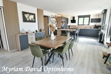 Maison familiale rénovée 128 m² – 5 chambres – Sous-sol complet – Rostrenen