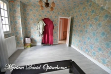 🏡 Maison familiale avec grand terrain – à rénover 🌳