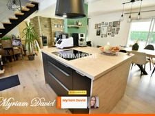 ✨ Élégante maison rénovée avec piscine et grand garage à Rostrenen