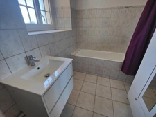 Maison à louer 4 pièces GLOMEL (22)