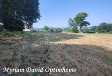Terrain à bâtir de 2 260 m² proche de Gouarec