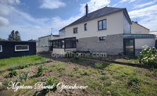 🏡 Rostrenen proche centre : maison avec 2 chambres + espace indépendant + jardin