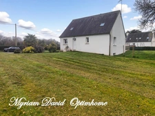 Maison familiale récente avec vie de plain-pied sur grand terrain de 4479 m² – Saint-Tugdual