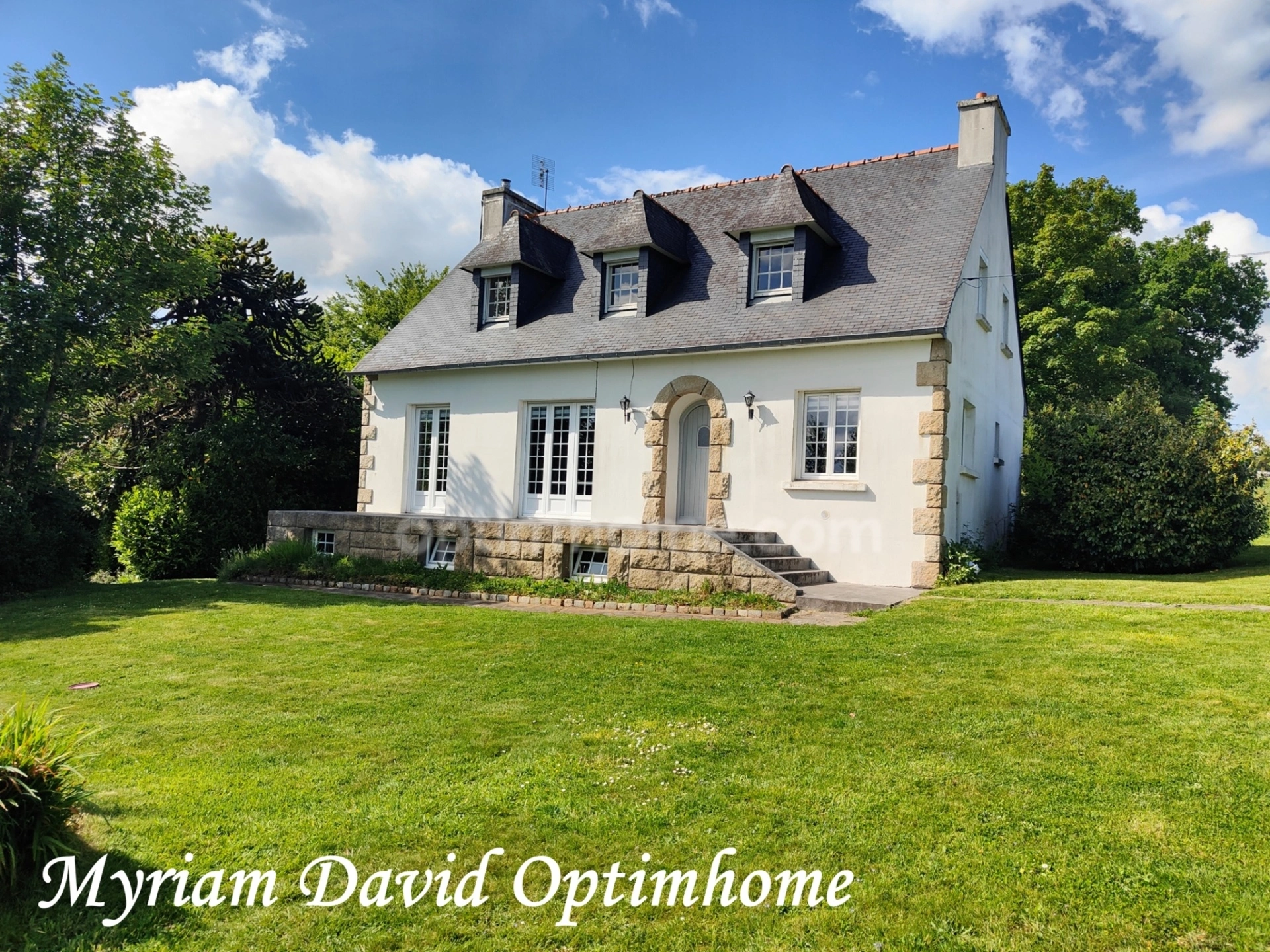 Maison 6 pièces 133 m² · à Glomel · 133 m² · 154 900 €