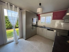 Maison Jumelée par le garage et jardin privatif Thonon les Bains