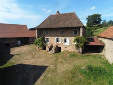 Dpt Saône et Loire (71), à vendre Ancienne ferme, P5, terrain 2340m²   
