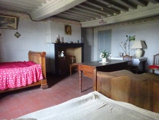 Maison à rénover 5 pièces / 110m² SUIN (71) Terrain de 1160m²