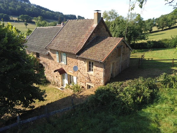 Dpt Saône et Loire (71), proche de LA CLAYETTE maison P3, 2chambres, terrain environ 1800m²
