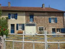 Maison à rénover 5 pièces / 110m² SUIN (71) Terrain de 4714m²