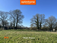 Terrain constructible de 1 537m² à vendre à Plessé