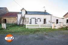 Maison en pierre - PLESSE