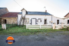 Maison en pierre - PLESSE