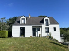 Maison familiale 4 chambres à vendre à Plessé, proche commerces et écoles