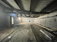 Bâtisse en pierre à rénover – 256m² – Plessé