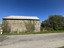 Bâtisse en pierre à rénover – 256m² – Plessé