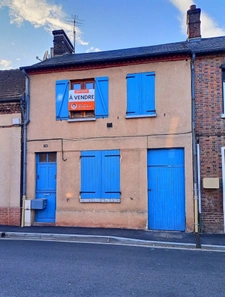 *SOUS COMPROMIS* Maison de ville à rénover 4 pièces - A 15 mn d'Evreux