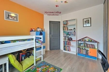 A VENDRE MAISON FAMILIALE 7 pièces avec sous-sol - DPE B - proche LOUVIERS (27)