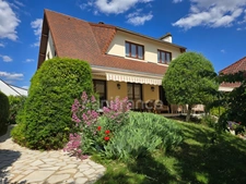 Maison familiale de 171 m² habitables sur sous-sol total de 123 m² – Terrain de 661 m²