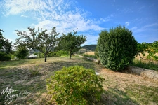 THURINS - Agréable maison sur parcelle de 936 m² 