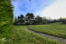 VAUGNERAY - Terrain à bâtir pour une maison P5 à étage + garage