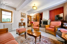 THURINS - Vast green property