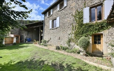 MAISON traditionnelle de charme en pierres à SAINT-MARTIN-EN-HAUT