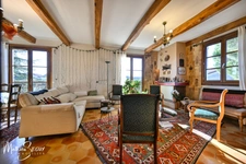 Grande maison P7 sur un grand terrain au coeur de SAINT JEAN DE TOUSLAS