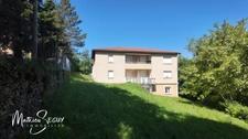 YZERON - Agréable appartement grand T3 avec balcon et vue  + stationnement dans garage fermé