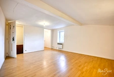 Maison à potentiel : Maisonnette avec dépendances à potentiel, 25m² d’extérieur / sur une parcelle bâtie de 290m²