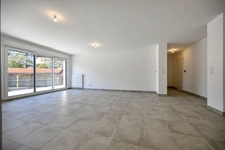 Découvrez ce superbe appartement 4 pièces avec terrasse - élégant, lumineux et convivial !