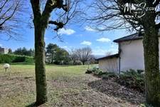 VAUGNERAY - Terrain à bâtir pour une maison P4 à étage + garage