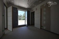 Discover this new apartment combining elegance and convenience!