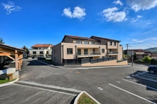 Découvrez ce superbe appartement 4 pièces avec terrasse - élégant, lumineux et convivial !