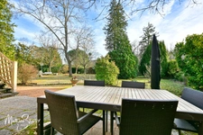 THURINS - Vast green property