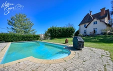 Property for sale 13 rooms CHAZELLES SUR LYON (42) with 13 rooms on a listed park of 5800 m²