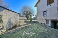 MILLERY – Beau potentiel pour cette maison P7 avec jardin, sous-sol et dépendances