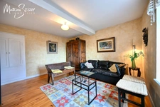 MAISON traditionnelle de charme en pierres à SAINT-MARTIN-EN-HAUT