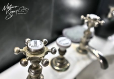 Property for sale 13 rooms CHAZELLES SUR LYON (42) with 13 rooms on a listed park of 5800 m²