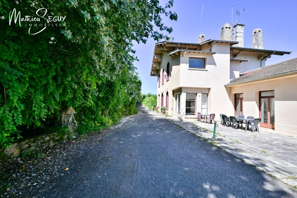 YZERON - Appartement T4 duplex de tourisme