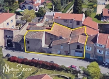 MILLERY – UN LIEU DE VIE UNIQUE À IMAGINER: Maisonnette avec dépendances à potentiel, 25m² d’extérieur / sur une parcelle bâtie de 290m²