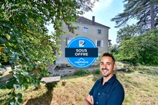 Découvrez l'élégance intemporelle de cette Maison de Maître d'exception à rénover