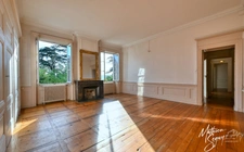 Discover the timeless elegance of this exceptional mansion. 