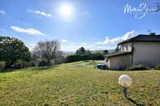 VAUGNERAY - Terrain à bâtir pour une maison P5 à étage + garage