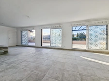 Confort et Modernité au Rendez-vous ! Superbe Appartement Neuf de 5 Pièces