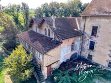 Ancien Moulin sur 1,3 Ha de terrain à MESSIMY (69)