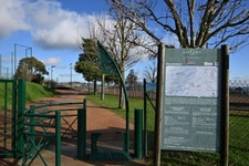 Un joli terrain recherche ses futurs propriétaires pour implanter un nouveau projet de vie!