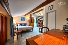 PROPRIETE verdoyante à AVEIZE 