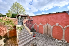 THURINS (69) - Maison ancienne plein de charme et dépendance en campagne